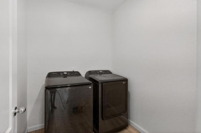 2163 Par Ct, Marysville, CA 95901