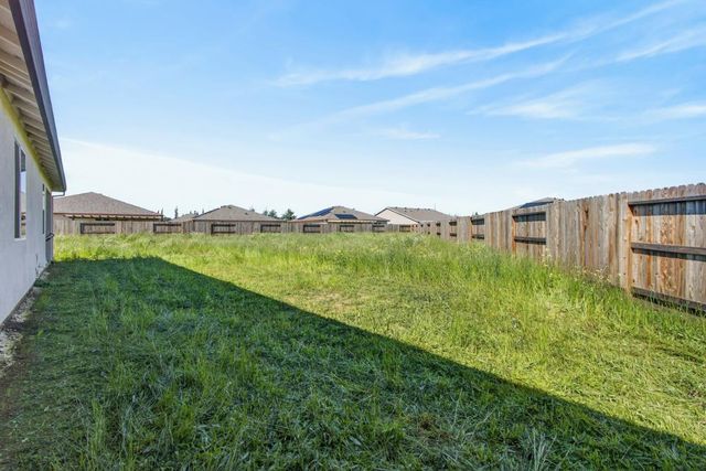 2163 Par Ct, Marysville, CA 95901