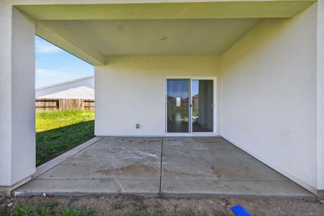 2163 Par Ct, Marysville, CA 95901