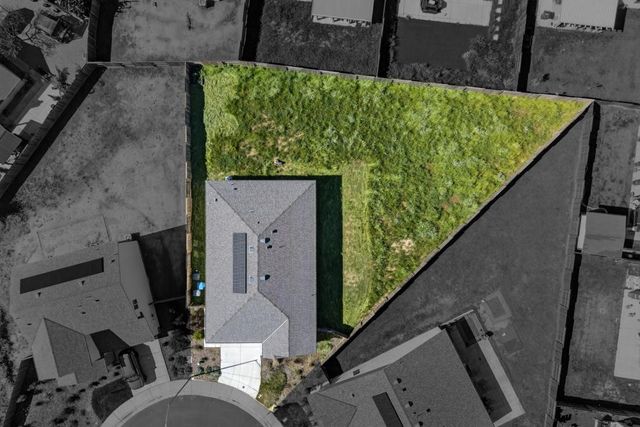 2163 Par Ct, Marysville, CA 95901