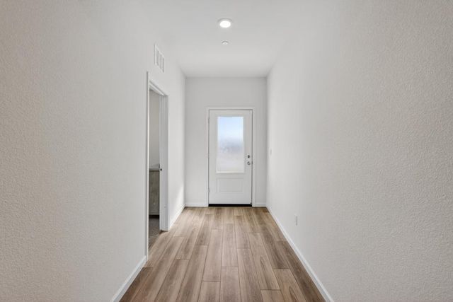 2163 Par Ct, Marysville, CA 95901