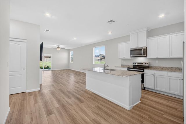 2163 Par Ct, Marysville, CA 95901