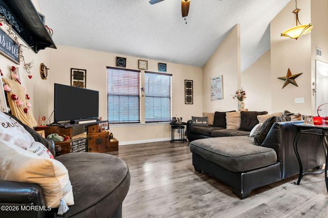 307 Sage Court, Jackson, NJ 08527