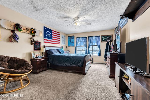 307 Sage Court, Jackson, NJ 08527