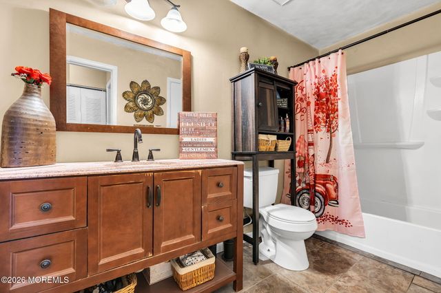 307 Sage Court, Jackson, NJ 08527