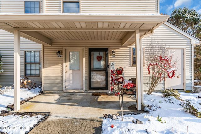 307 Sage Court, Jackson, NJ 08527