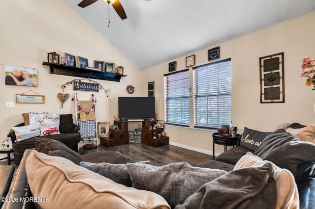 307 Sage Court, Jackson, NJ 08527