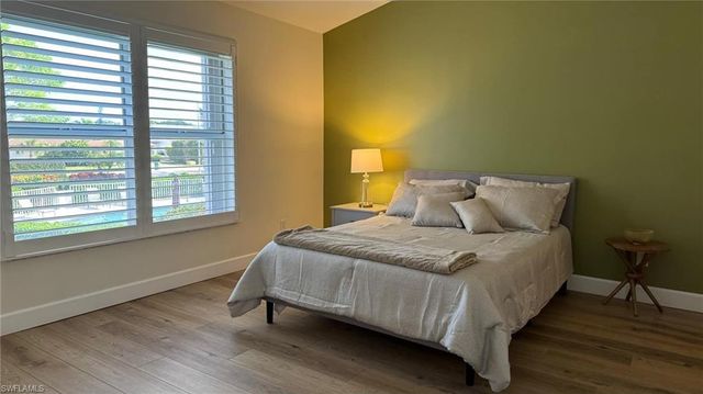 9828 Luna CIR H202, Naples, FL 34109