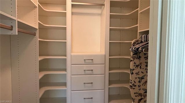 9828 Luna CIR H202, Naples, FL 34109