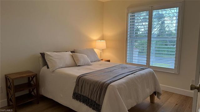 9828 Luna CIR H202, Naples, FL 34109