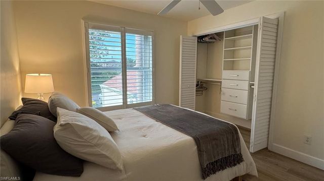 9828 Luna CIR H202, Naples, FL 34109