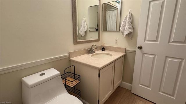 9828 Luna CIR H202, Naples, FL 34109