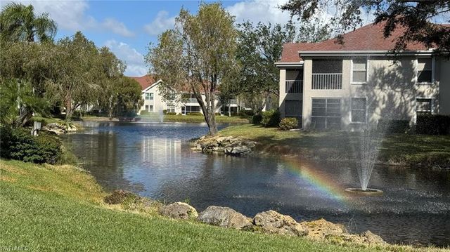 9828 Luna CIR H202, Naples, FL 34109