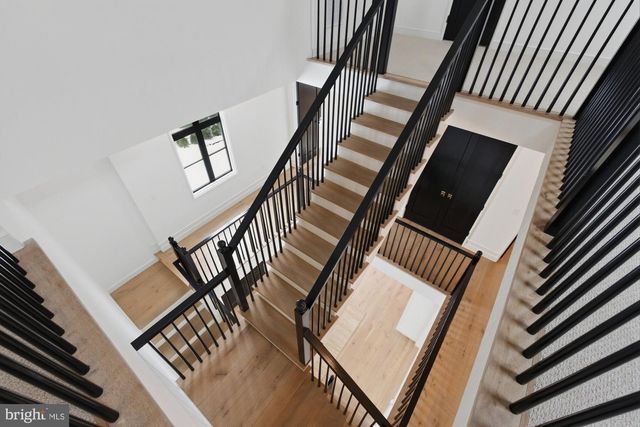 4929 LOWELL ST NW, Washington, DC 20016