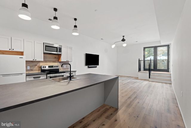 4929 LOWELL ST NW, Washington, DC 20016