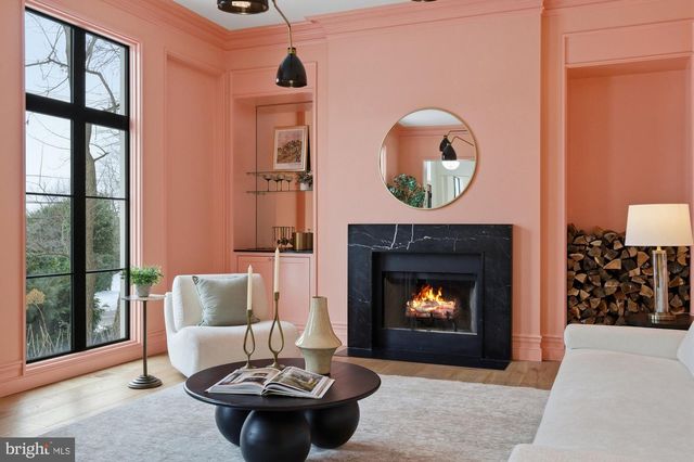 4929 LOWELL ST NW, Washington, DC 20016