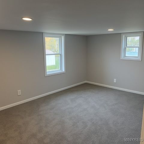 3634 Moyer Road, Wheatfield, NY 14120