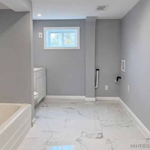 3634 Moyer Road, Wheatfield, NY 14120