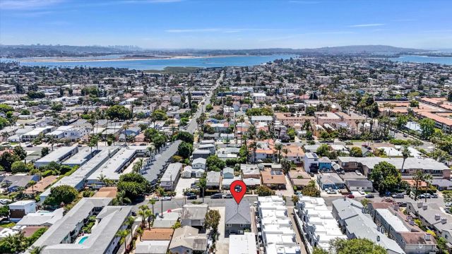 1964 Missouri St 2, San Diego, CA 92109