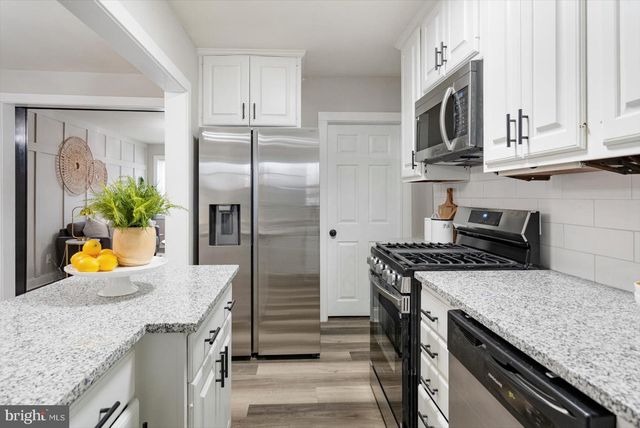 1405 DELVALE AVE, Baltimore, MD 21222