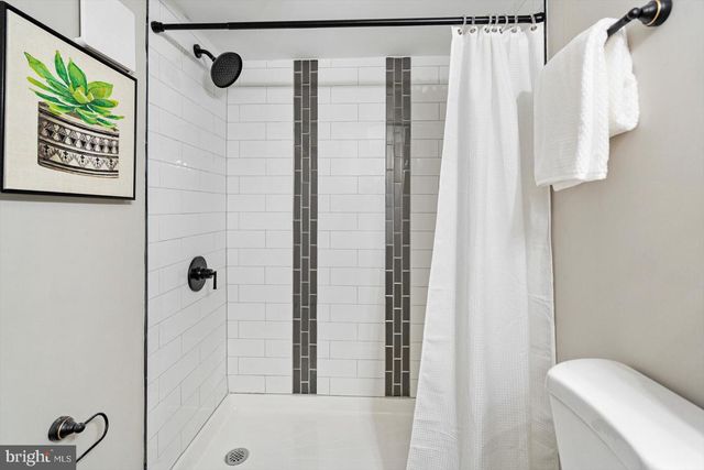 1405 DELVALE AVE, Baltimore, MD 21222