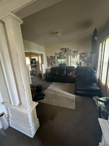 249 S Burgess Avenue, Columbus, OH 43204