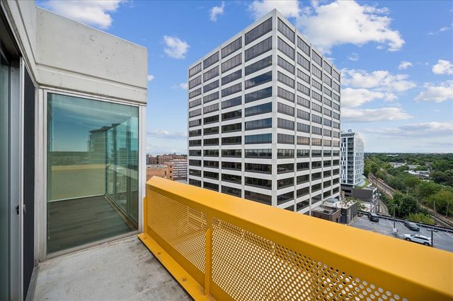 1580 SHERMAN Avenue PH08, Evanston, IL 60201