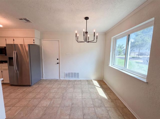 501 E Central DR, Georgetown, TX 78628