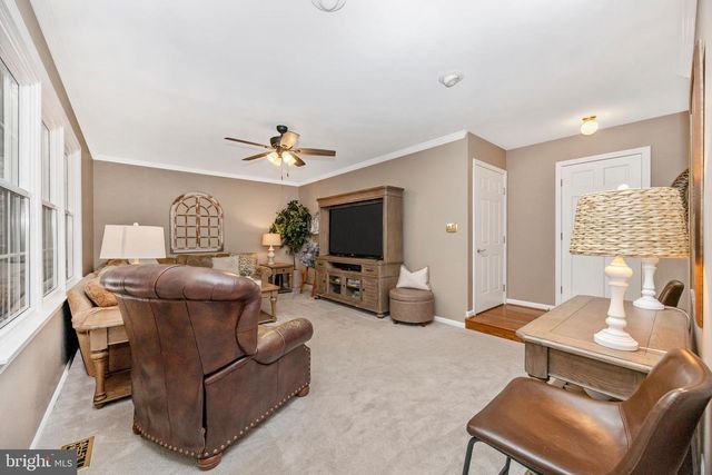 925 SUNSET VALLEY DR, Sykesville, MD 21784