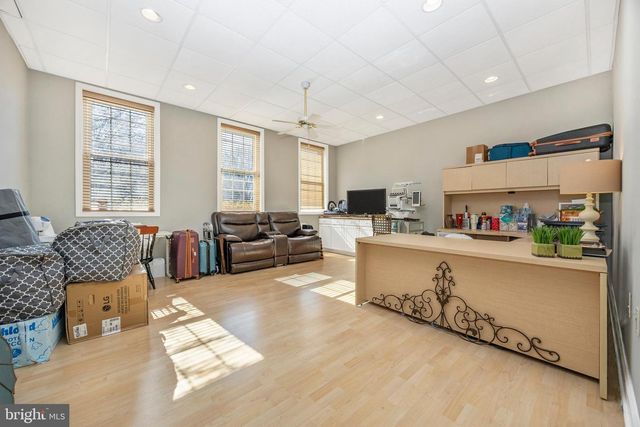 925 SUNSET VALLEY DR, Sykesville, MD 21784