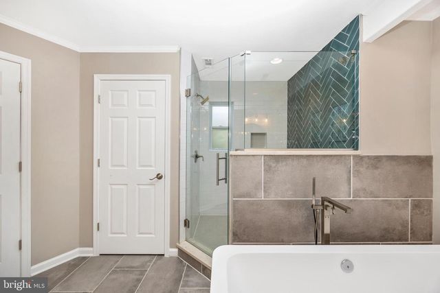 925 SUNSET VALLEY DR, Sykesville, MD 21784