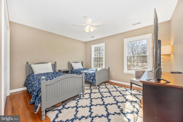 925 SUNSET VALLEY DR, Sykesville, MD 21784