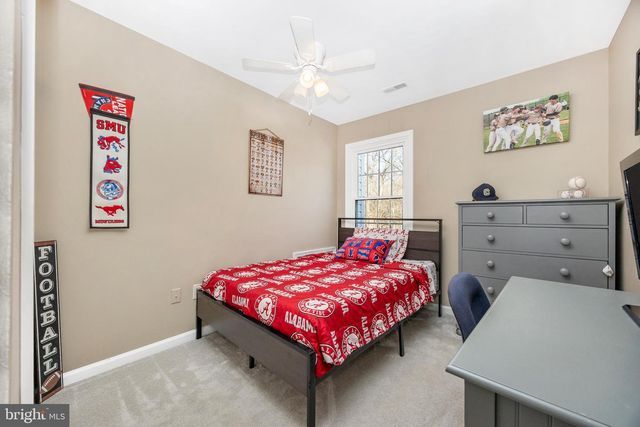 925 SUNSET VALLEY DR, Sykesville, MD 21784