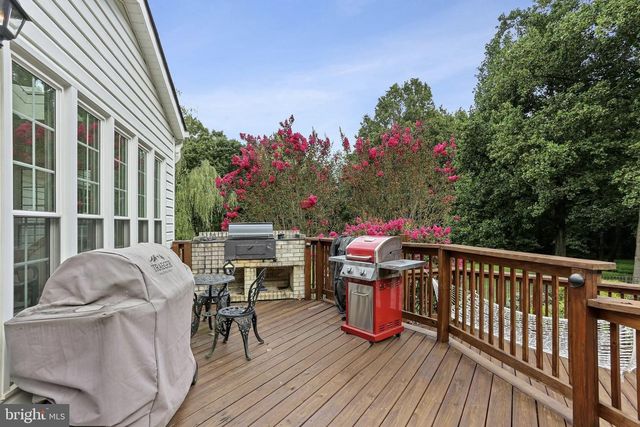 925 SUNSET VALLEY DR, Sykesville, MD 21784