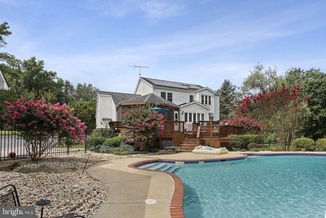 925 SUNSET VALLEY DR, Sykesville, MD 21784