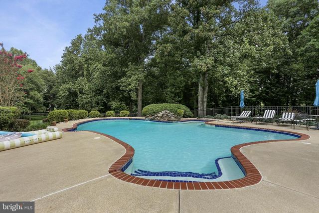 925 SUNSET VALLEY DR, Sykesville, MD 21784