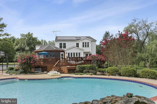 925 SUNSET VALLEY DR, Sykesville, MD 21784