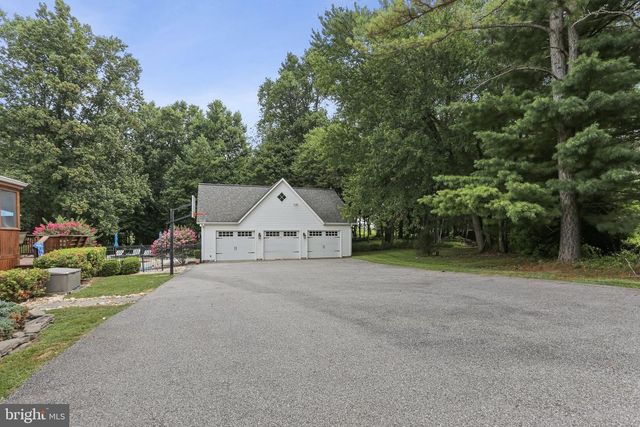 925 SUNSET VALLEY DR, Sykesville, MD 21784