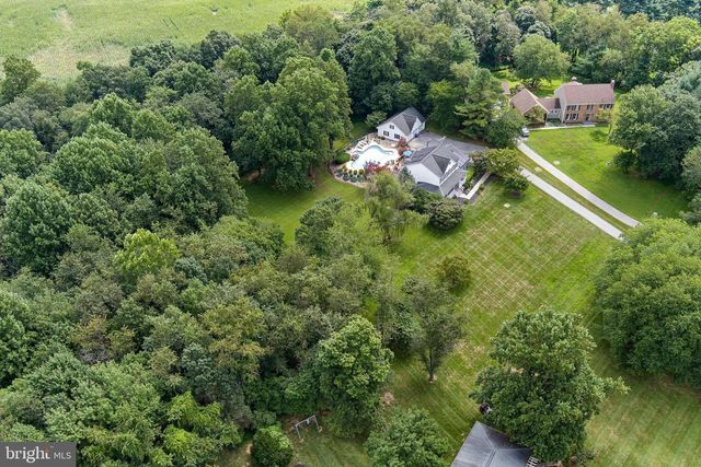 925 SUNSET VALLEY DR, Sykesville, MD 21784