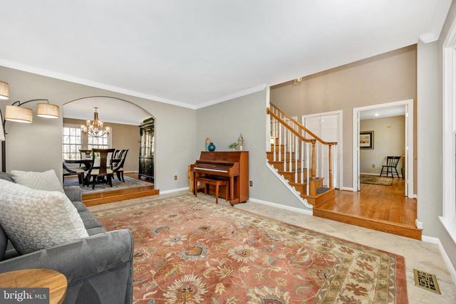 925 SUNSET VALLEY DR, Sykesville, MD 21784