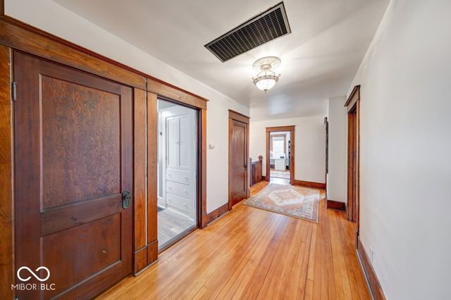 450 E Madison Street, Franklin, IN 46131