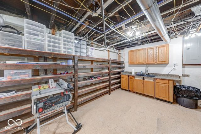 450 E Madison Street, Franklin, IN 46131