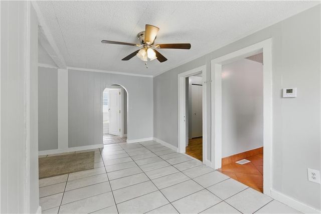 814 S Saville Avenue, Independence, MO 64052