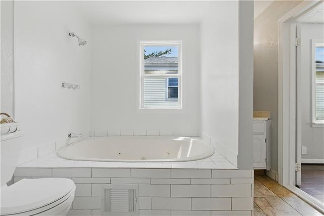 814 S Saville Avenue, Independence, MO 64052