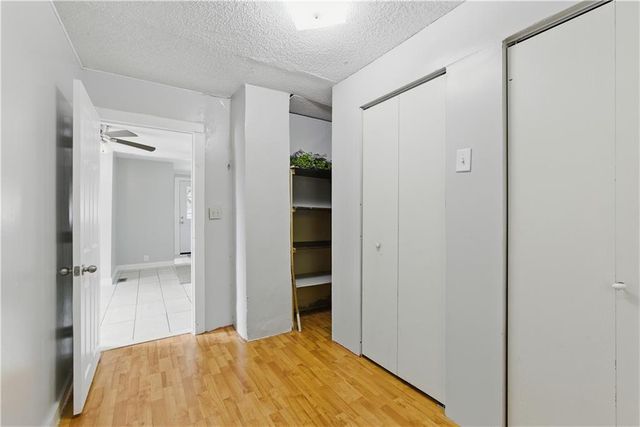 814 S Saville Avenue, Independence, MO 64052