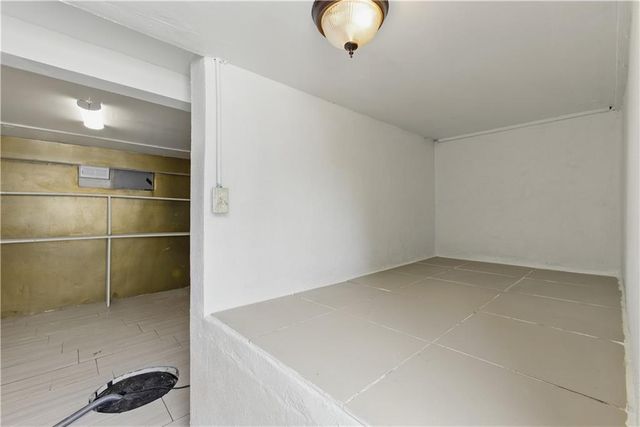 814 S Saville Avenue, Independence, MO 64052