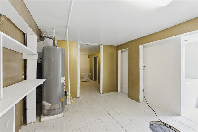 814 S Saville Avenue, Independence, MO 64052