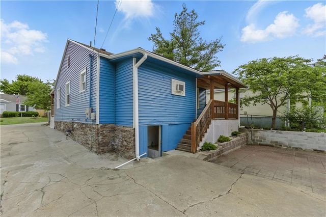 814 S Saville Avenue, Independence, MO 64052