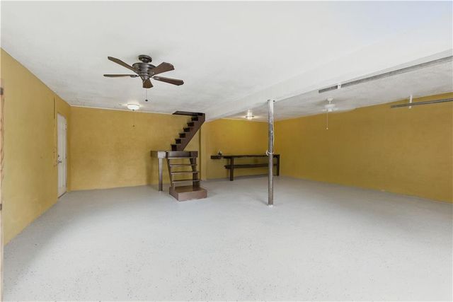 814 S Saville Avenue, Independence, MO 64052