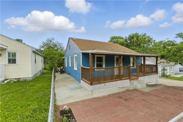 814 S Saville Avenue, Independence, MO 64052